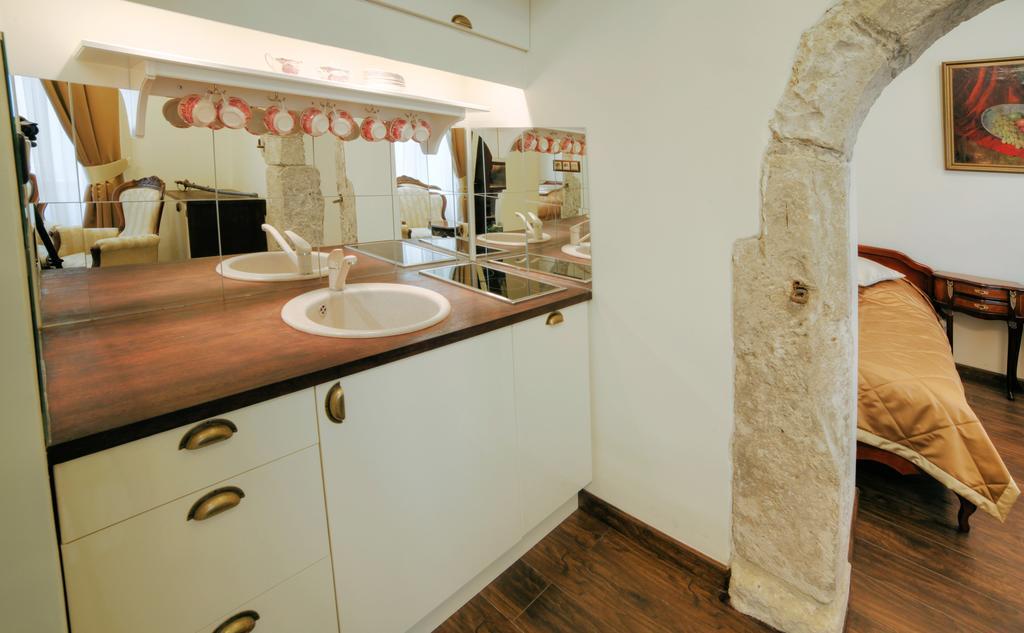 Only Krakow Apartments Стая снимка